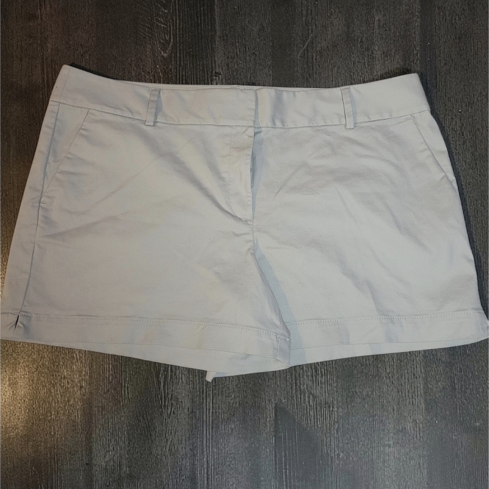 LOFT Women's Crisp White Bermudas